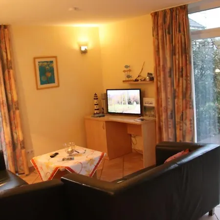 Apartment 4 Sterne Hühnergott Mit Terrasse Und Sauna Lobbe