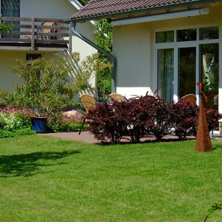 4 Sterne Hühnergott Mit Terrasse Und Sauna Apartment Lobbe